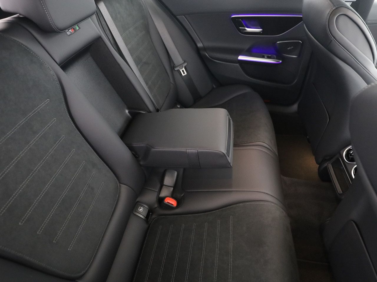 Mercedes-Benz C-Klasse – Bild 22