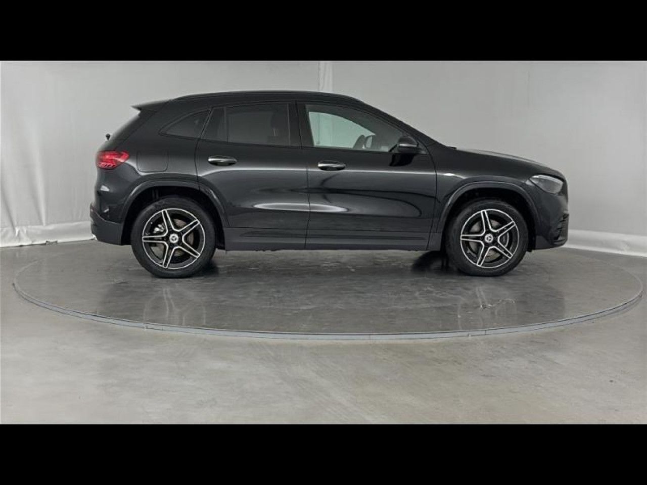 Photo du v&eacute;hicule 4 / 18