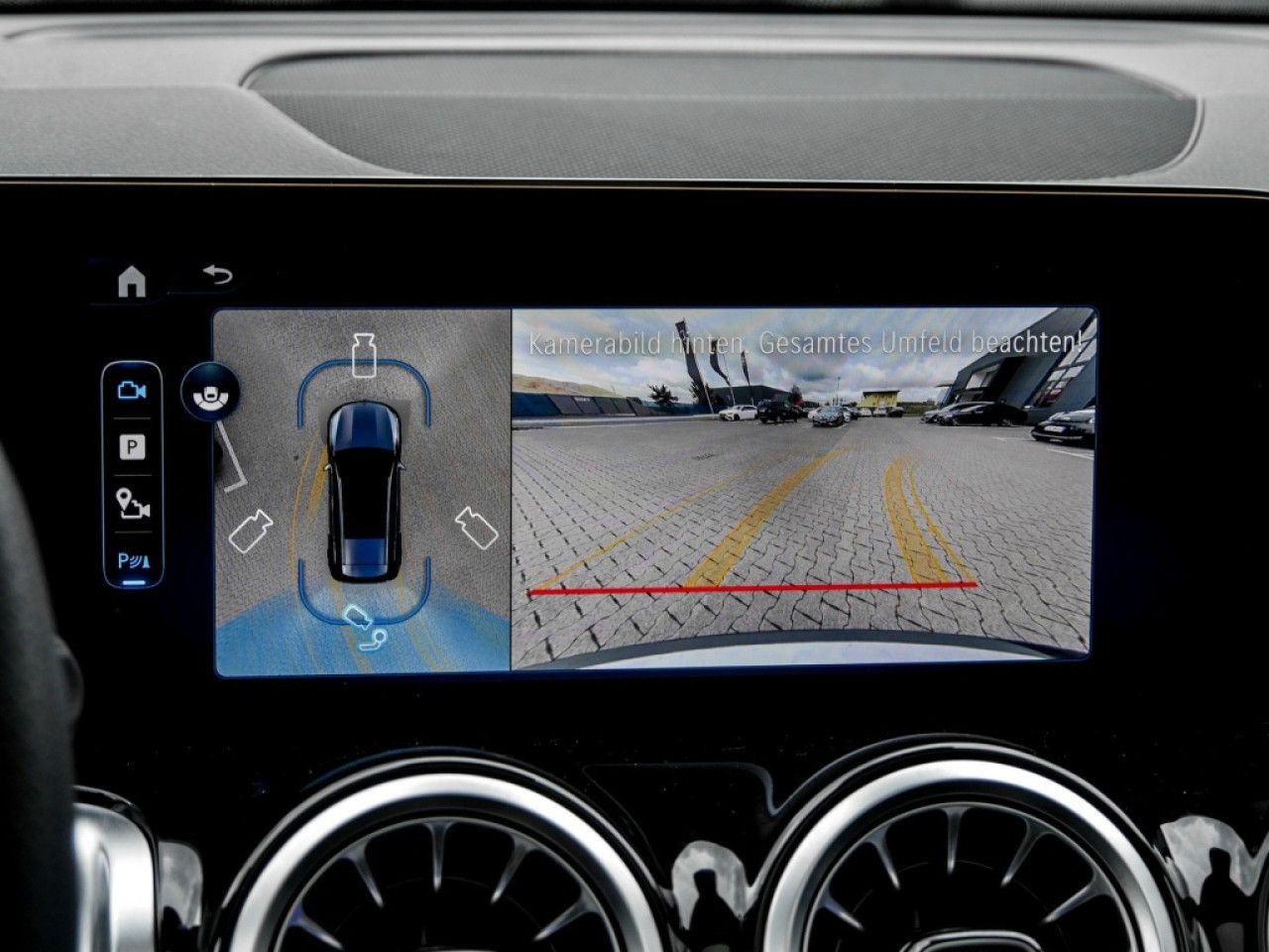 Mercedes-Benz GLB – Bild 13