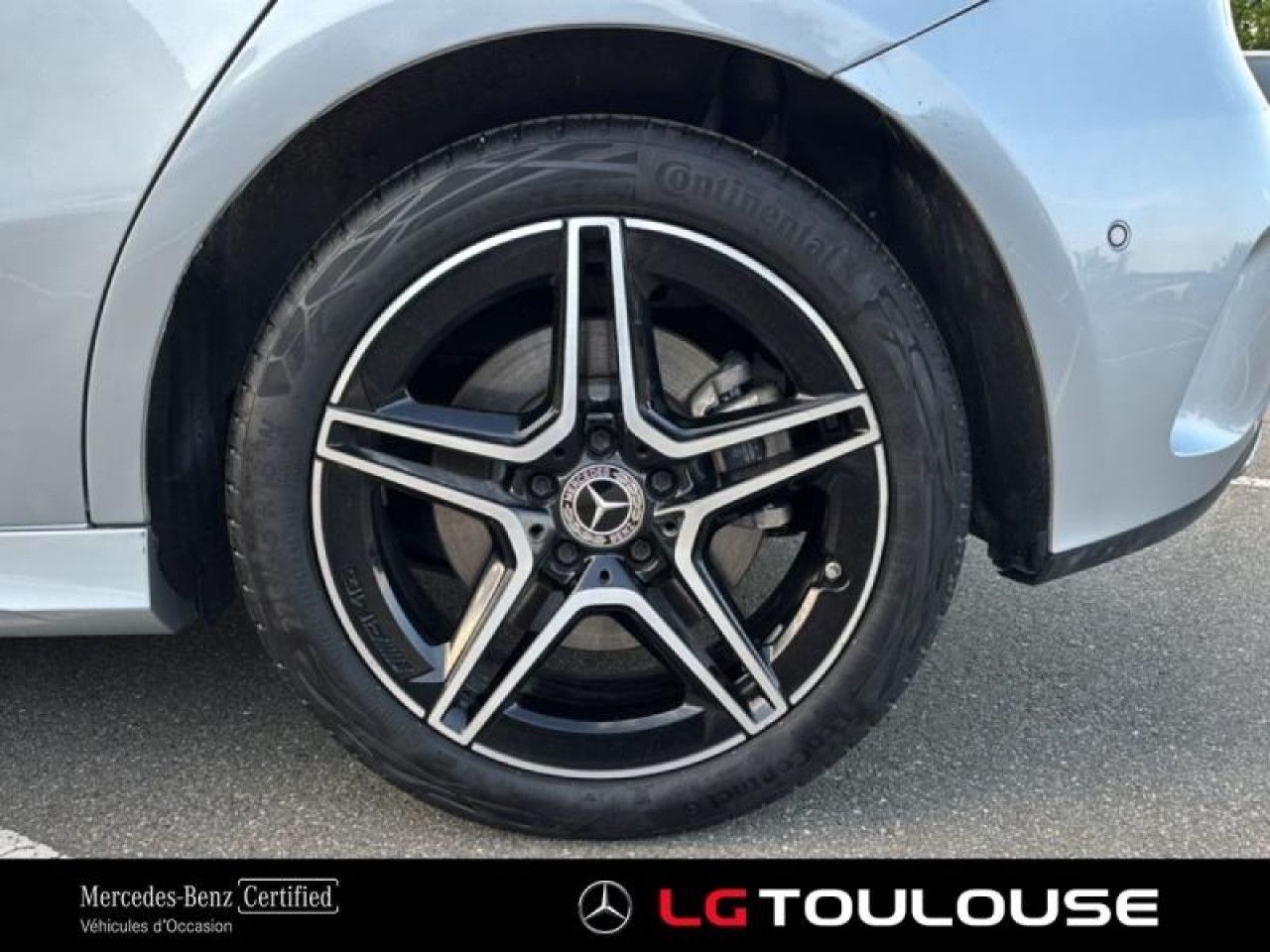 Photo du v&eacute;hicule 17 / 18