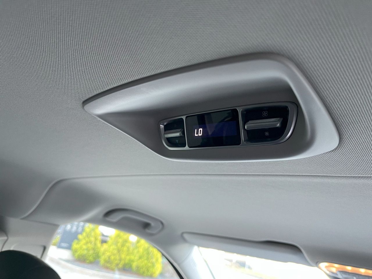 Zdjęcie pojazdu 28 / 31