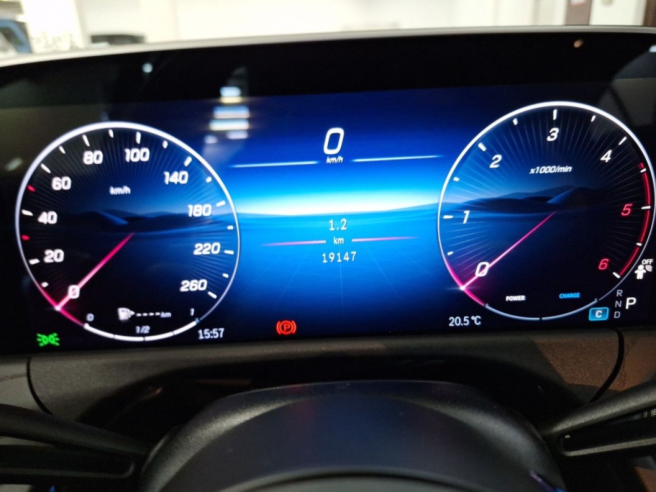 Mercedes-Benz E-Klasse – Bild 14
