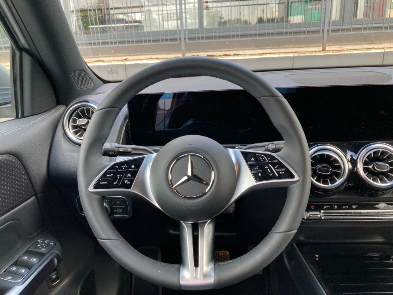 Fahrzeugbild 8 / 10