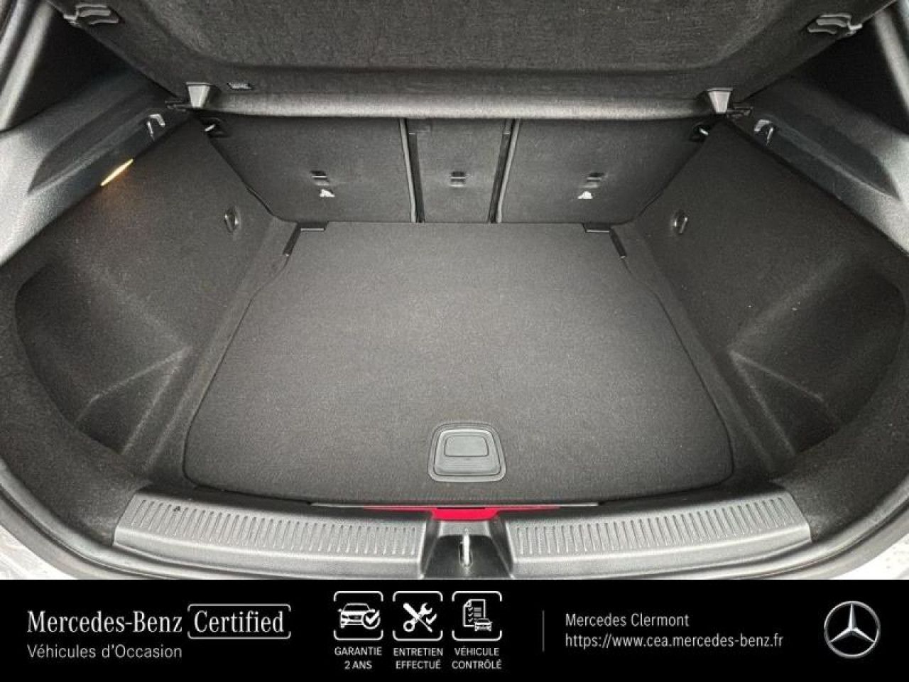 Photo du v&eacute;hicule 17 / 18