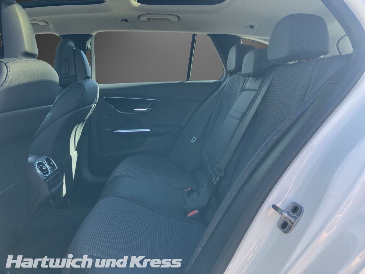 Mercedes-Benz C-Klasse – Bild 15
