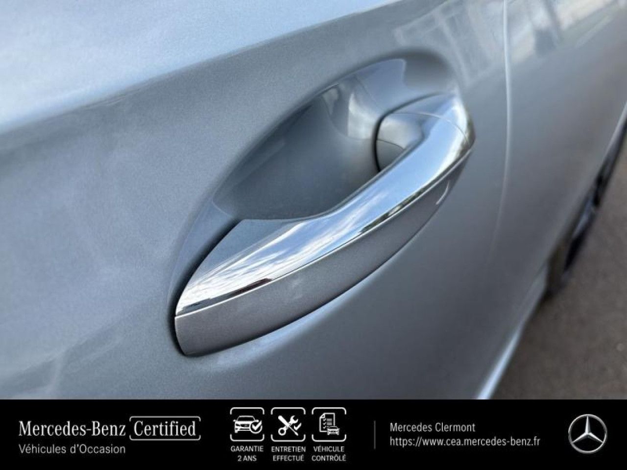 Photo du v&eacute;hicule 8 / 18