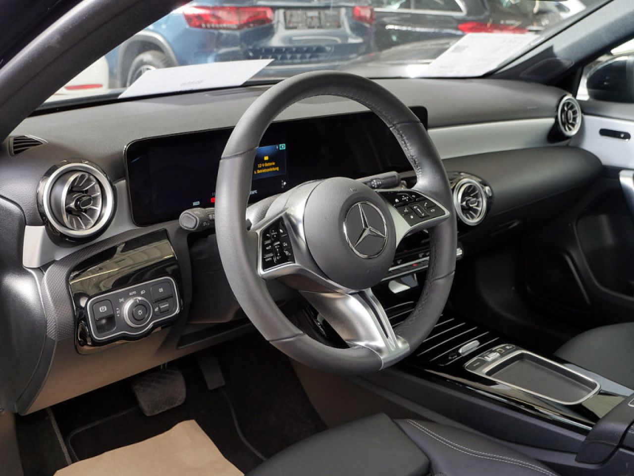 Mercedes-Benz A-Klasse – Bild 13