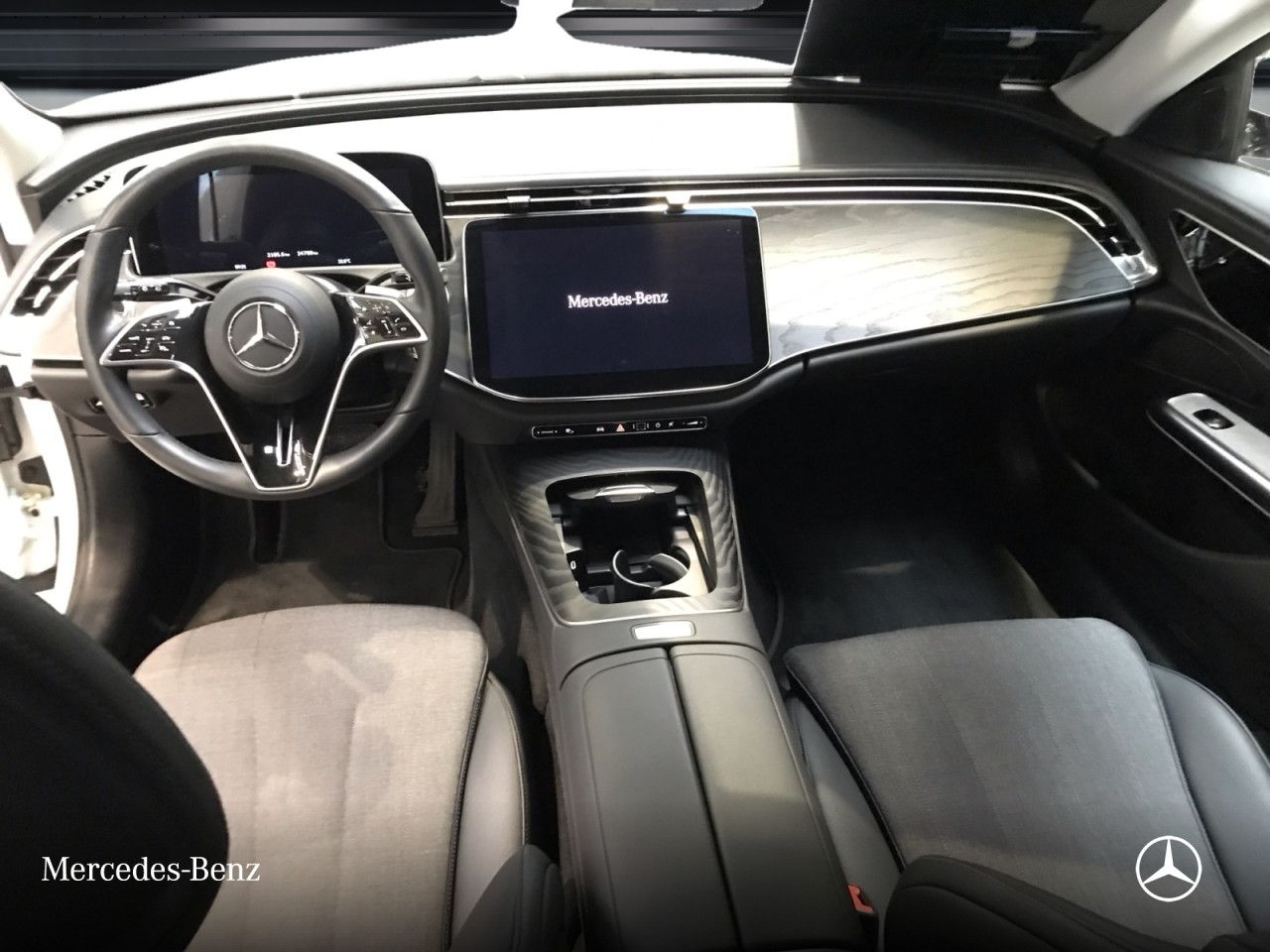 Mercedes-Benz E-Klasse – Bild 11