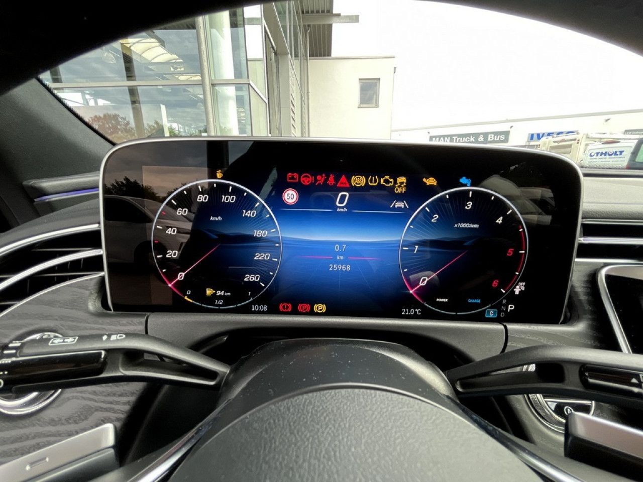 Mercedes-Benz E-Klasse – Bild 8