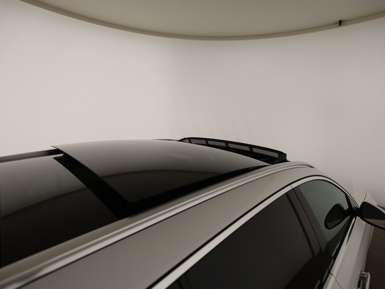 Mercedes-Benz E-Klasse – Bild 21