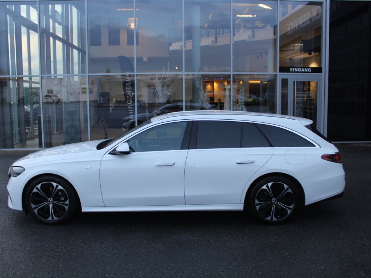Mercedes-Benz E-Klasse – Bild 3