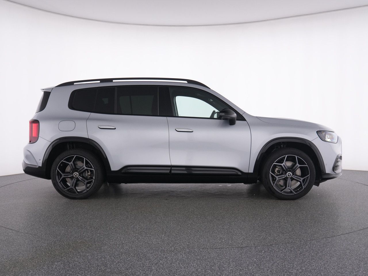 Mercedes-Benz GLB – Bild 11