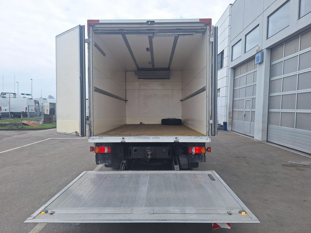 Mercedes-Benz | Atego 815