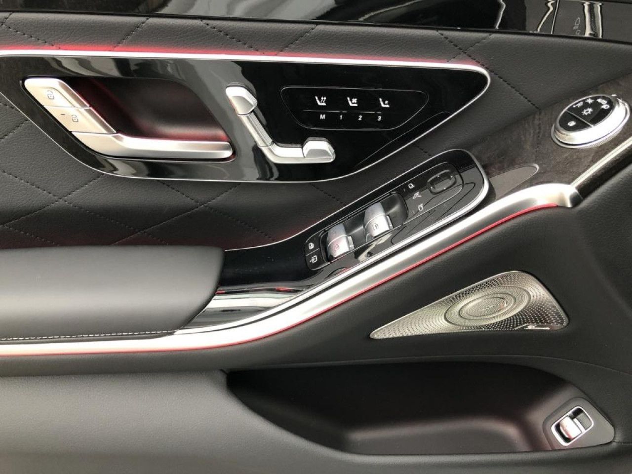 Mercedes-Benz S-Klasse – Bild 15