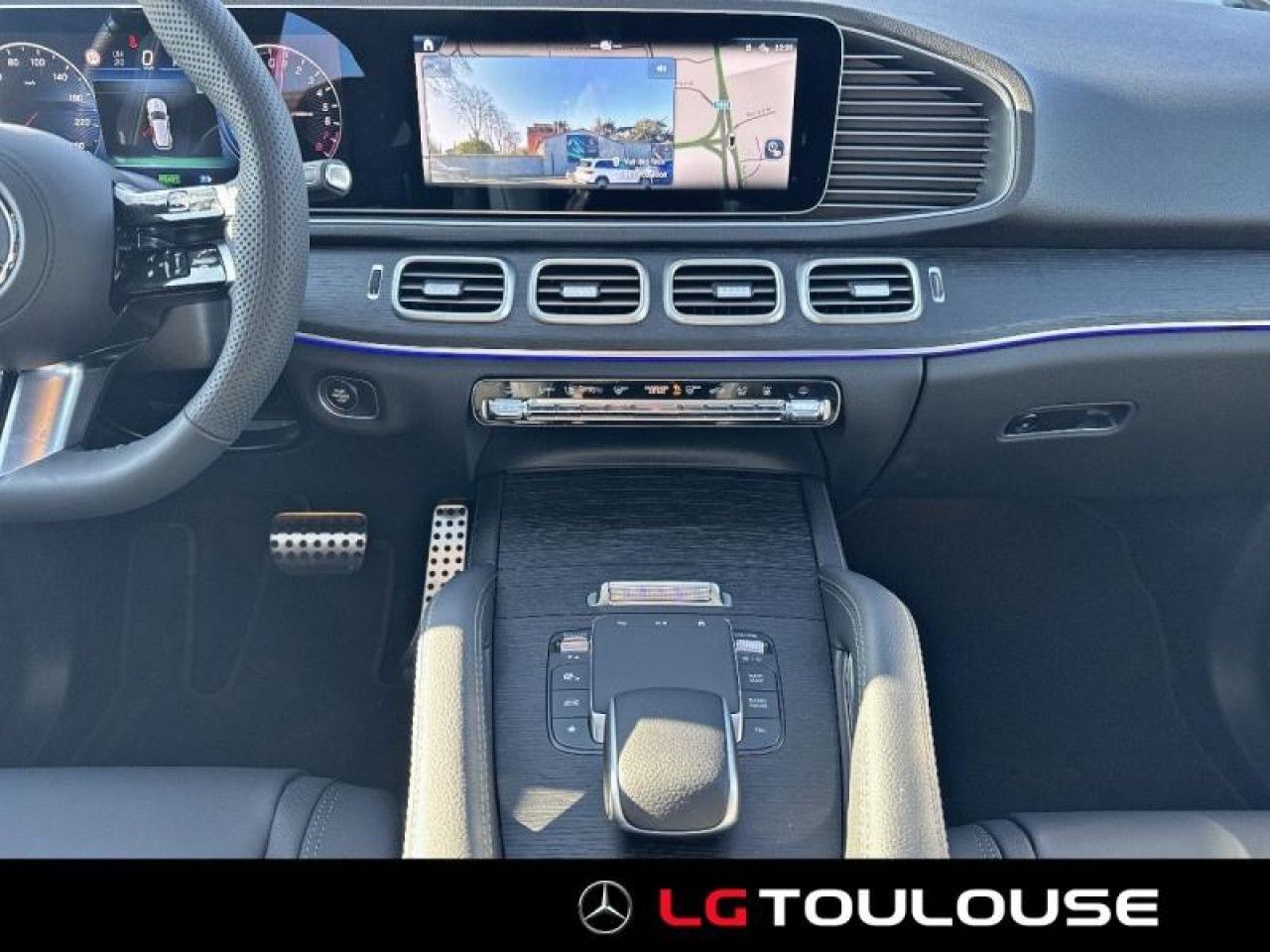 Photo du v&eacute;hicule 13 / 17