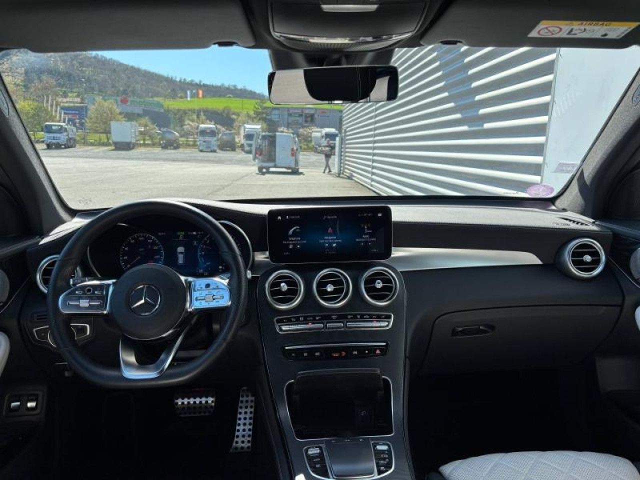 Photo du v&eacute;hicule 8 / 15