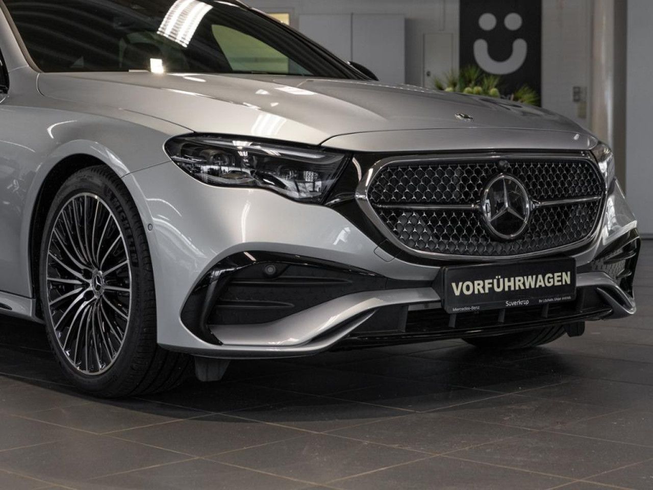 Mercedes-Benz E-Klasse – Bild 28