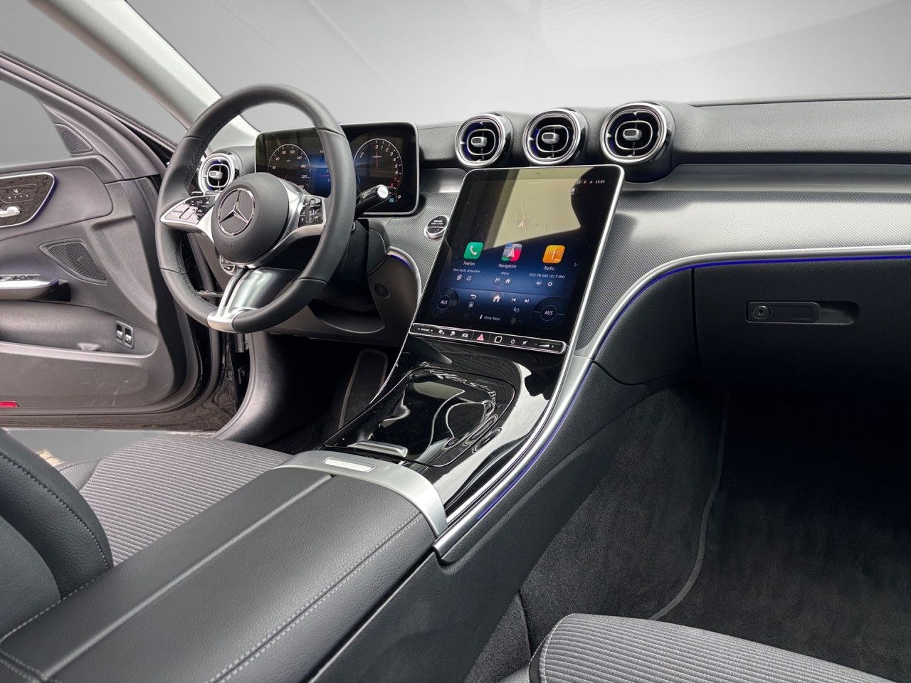 Mercedes-Benz C-Klasse – Bild 24