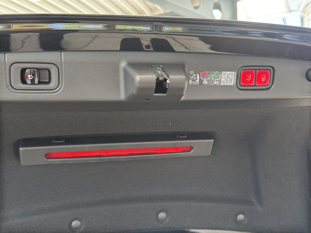 Mercedes-Benz E-Klasse – Bild 25