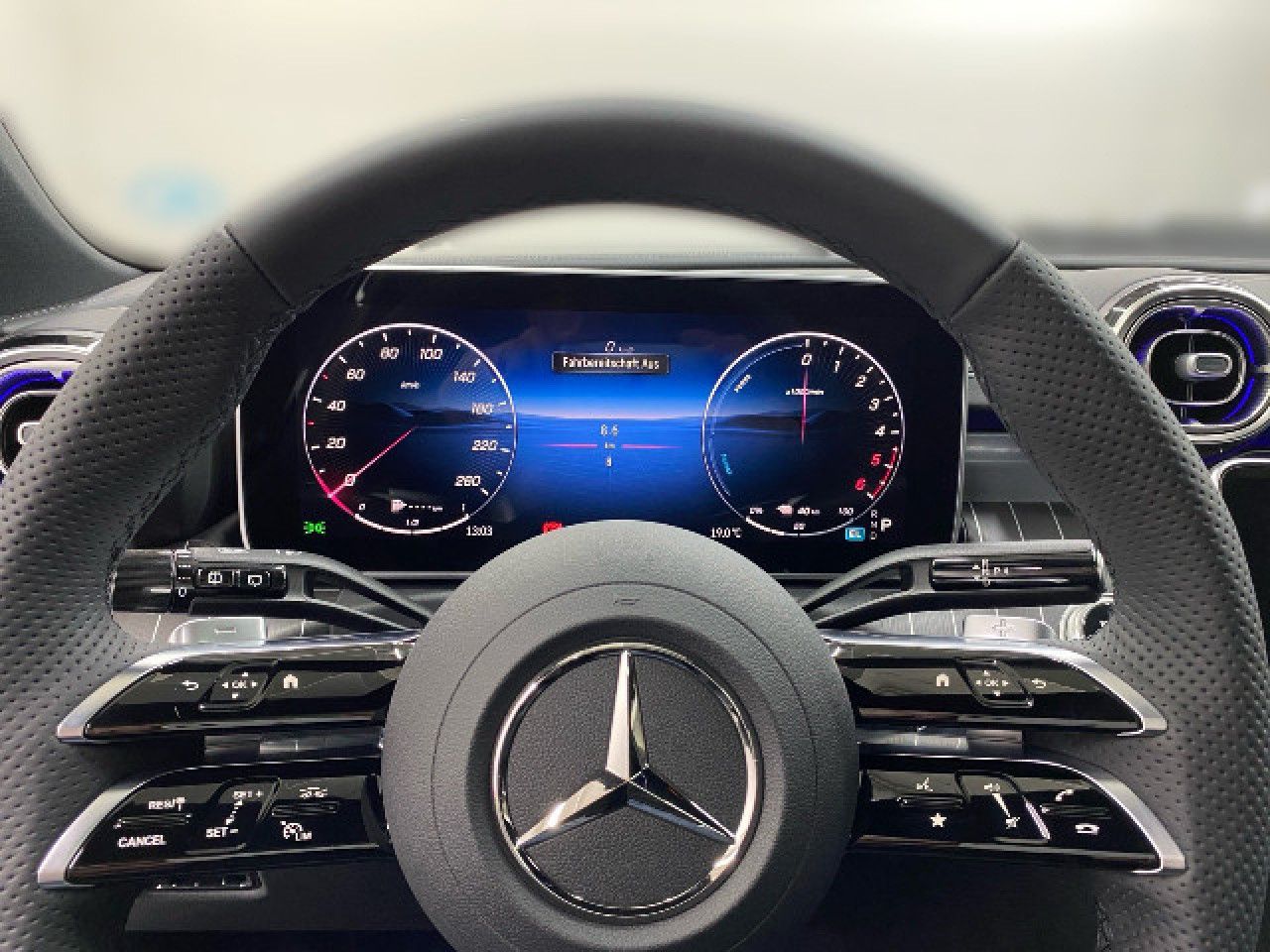 Mercedes-Benz C-Klasse – Bild 8