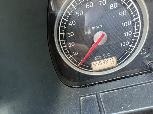 Vehicle image 7 / 7
