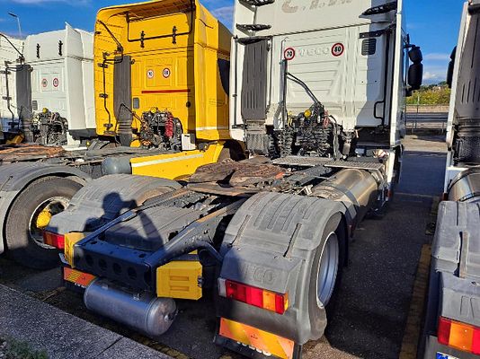 Vehicle image 4 / 4