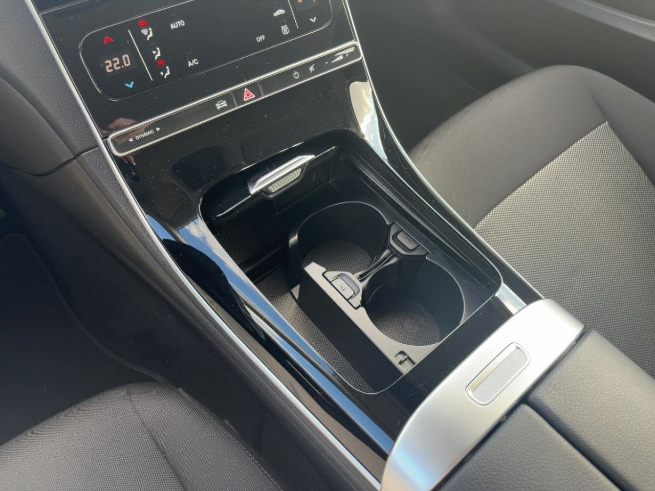 Mercedes-Benz C-Klasse – Bild 16