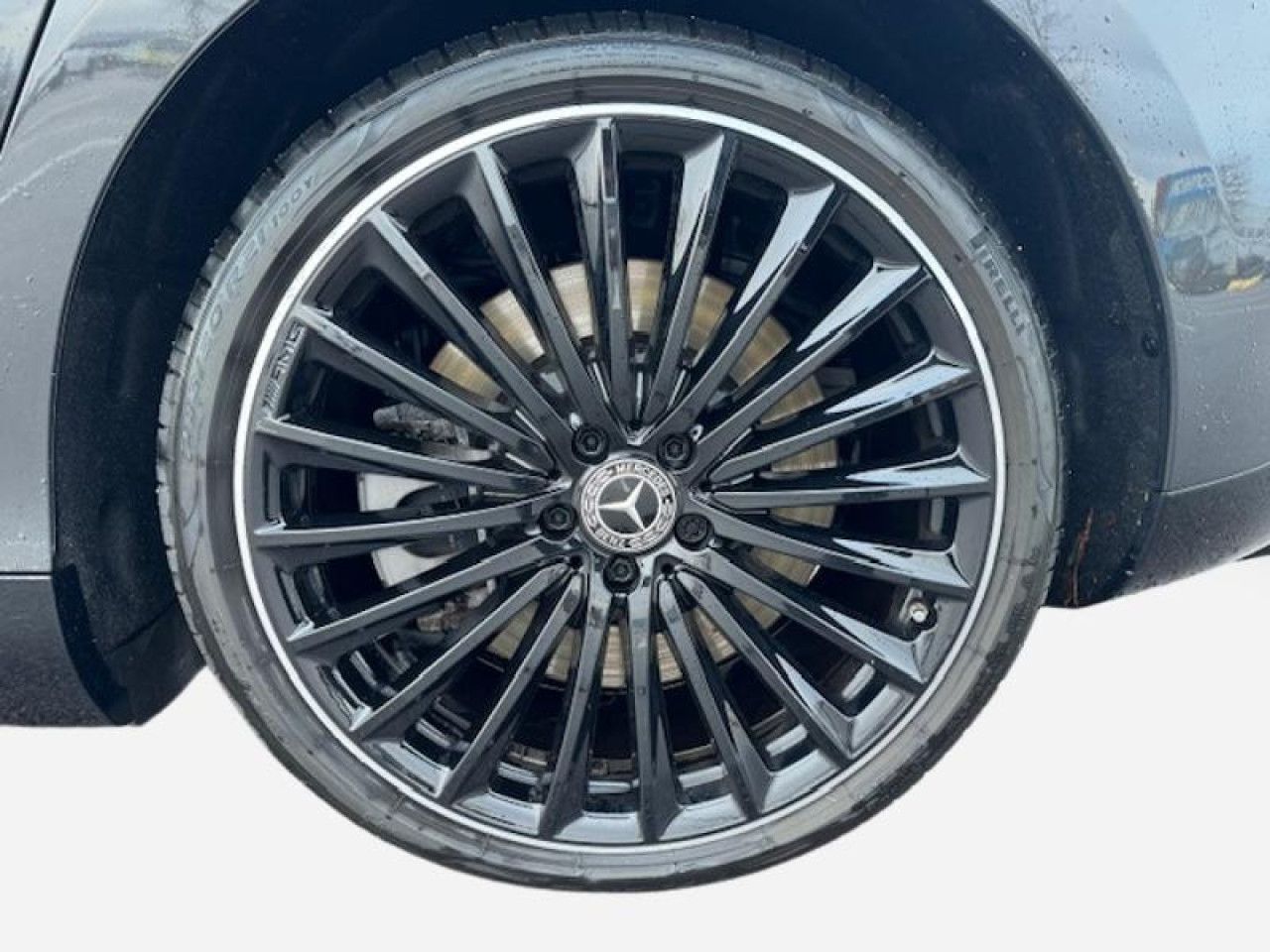 Photo du v&eacute;hicule 13 / 18