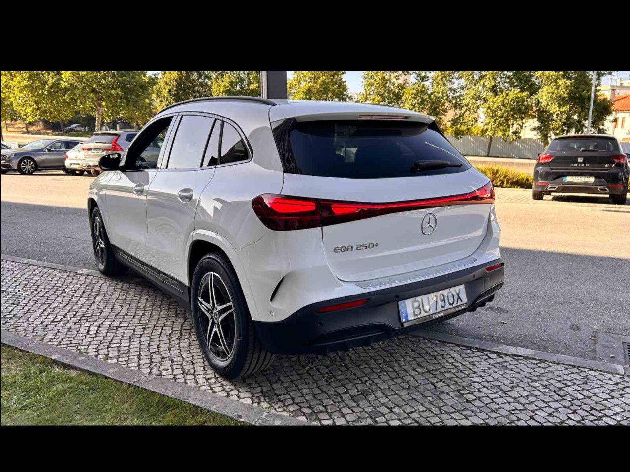 Imagem do veículo 7 / 9