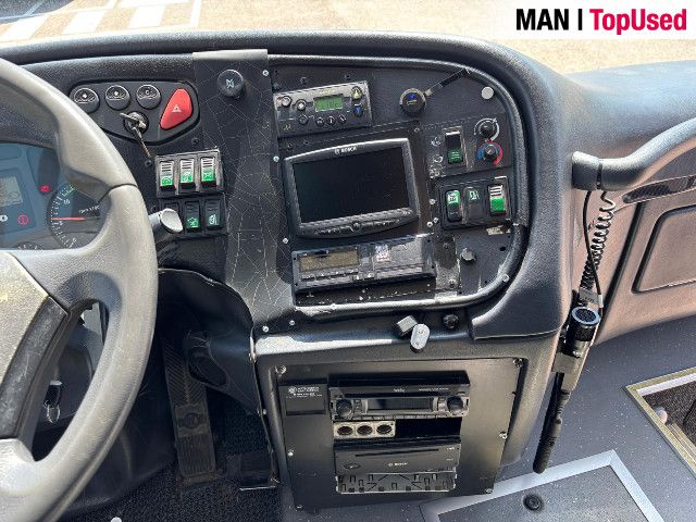 IVECO Noge Touring 63 Pax 14