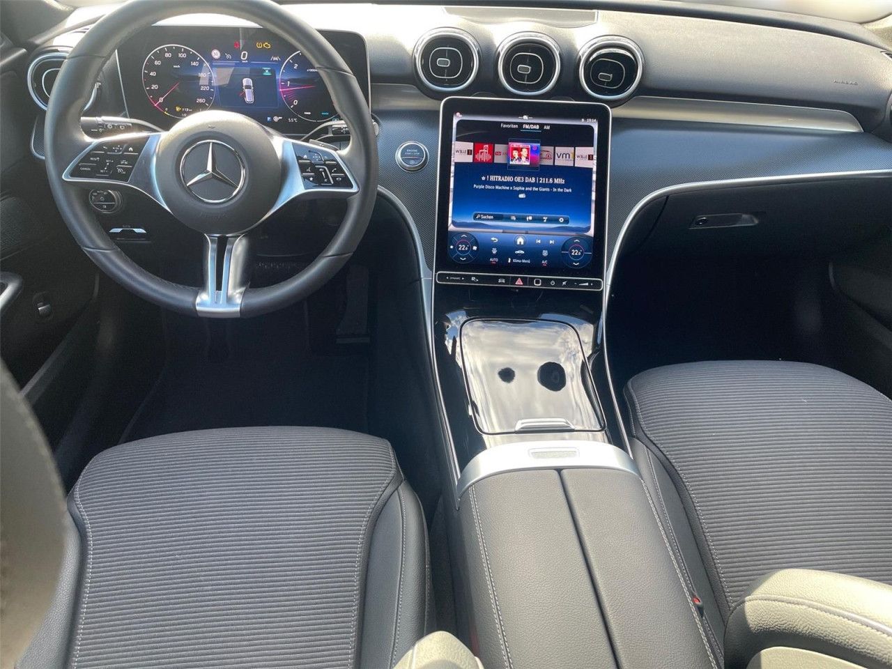 Fahrzeugbild 10 / 24