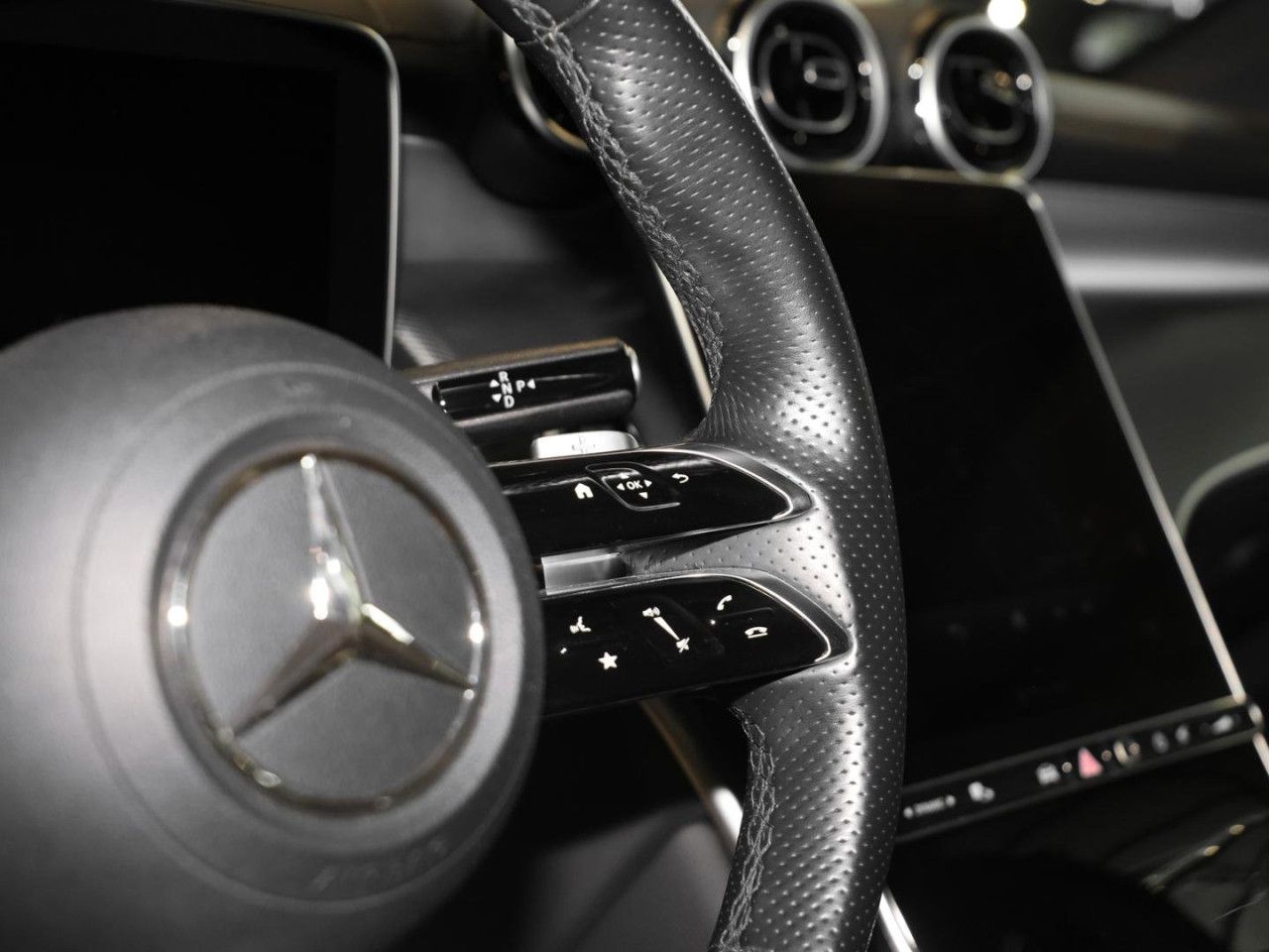 Mercedes-Benz GLC – Bild 16
