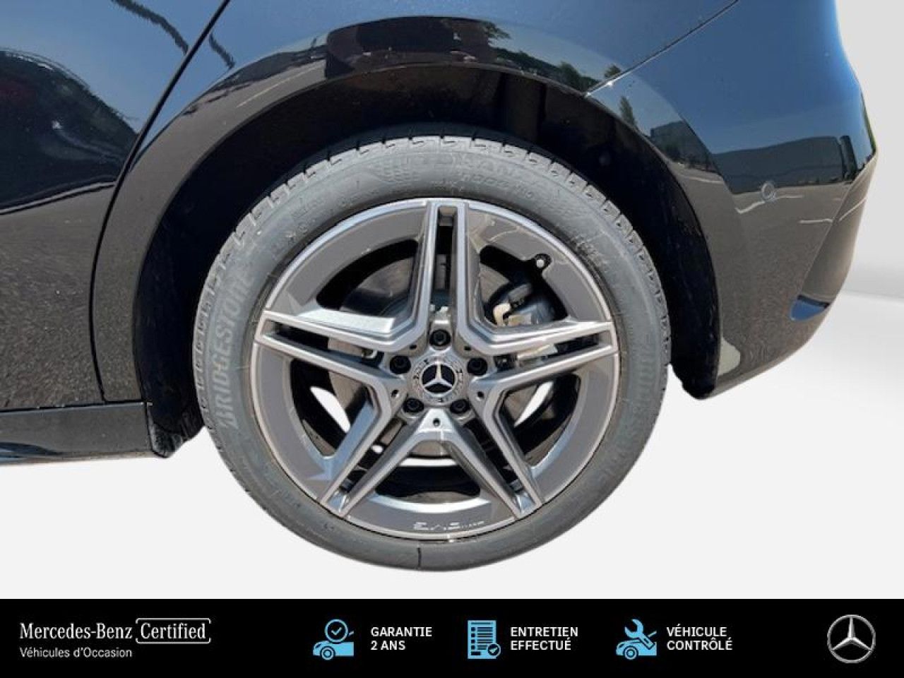 Photo du v&eacute;hicule 14 / 18