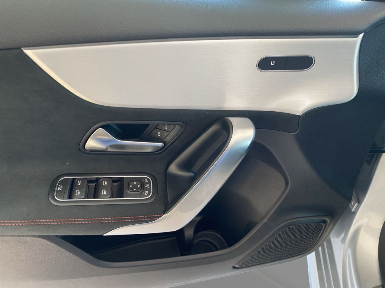 Fahrzeugbild 9 / 21
