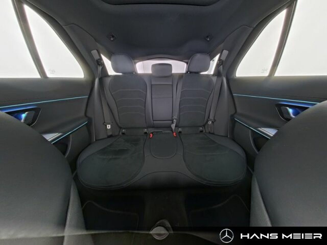 Mercedes-Benz E-Klasse – Bild 10