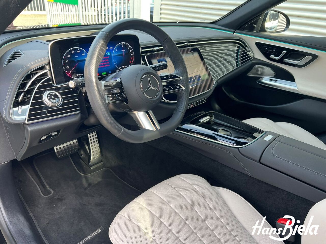 Mercedes-Benz E-Klasse – Bild 12