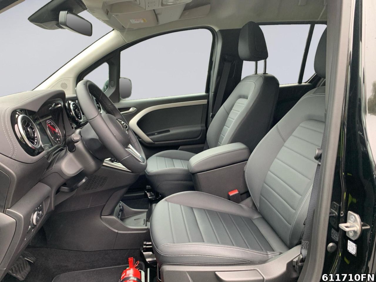 Mercedes-Benz EQT – Bild 7