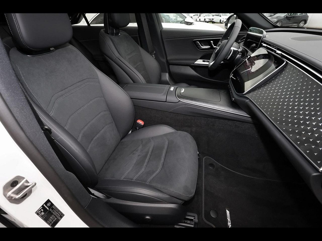 Mercedes-Benz E-Klasse – Bild 4