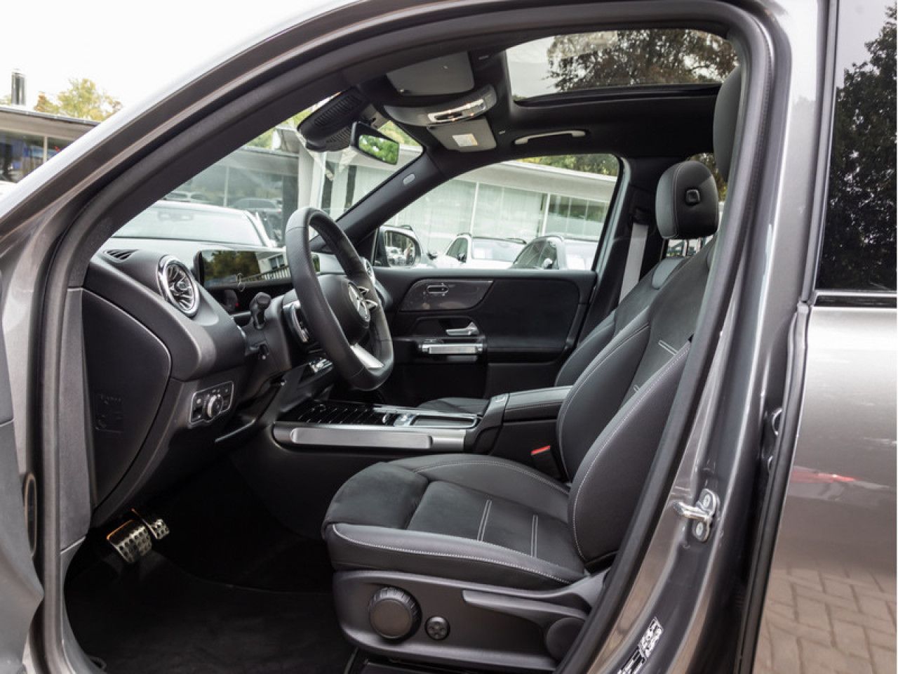 Mercedes-Benz GLB – Bild 12