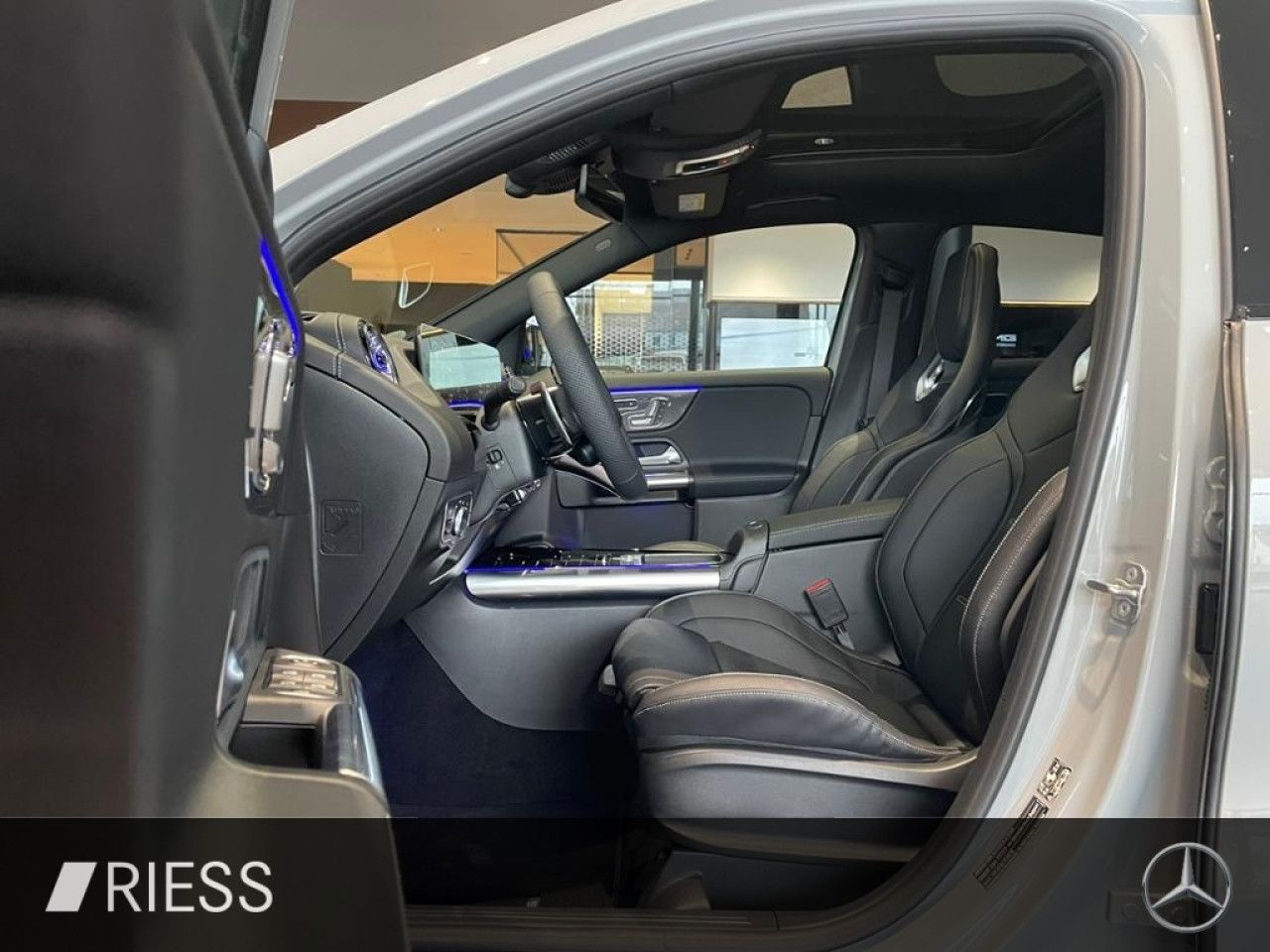 Mercedes-Benz GLA – Bild 2