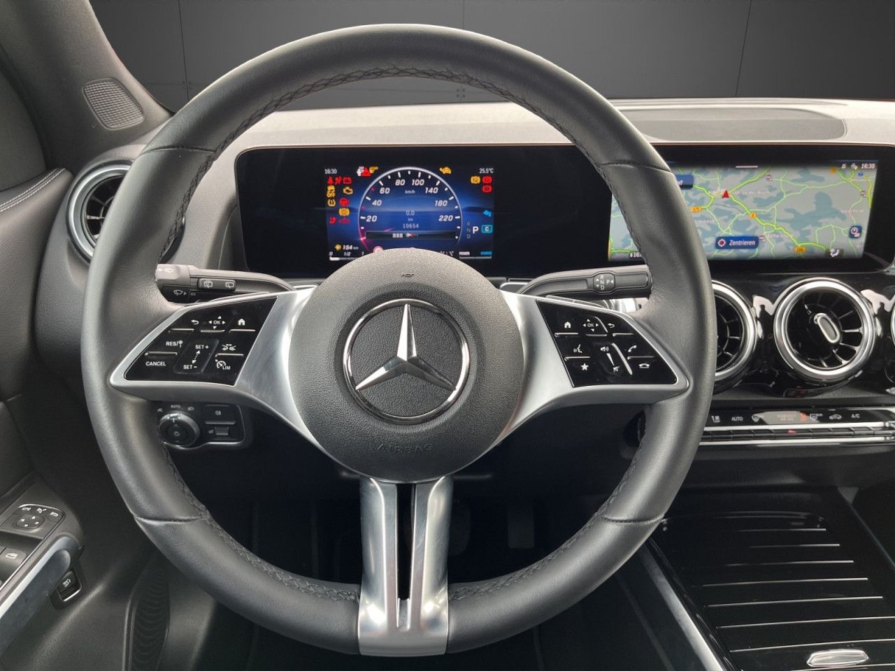 Mercedes-Benz GLB – Bild 9