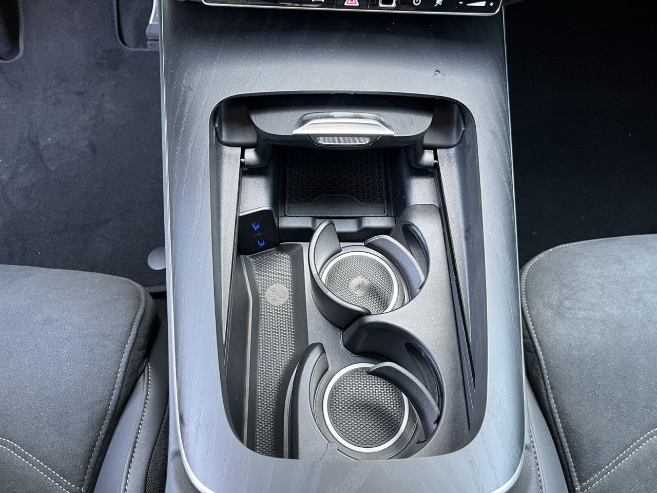 Mercedes-Benz E-Klasse – Bild 17