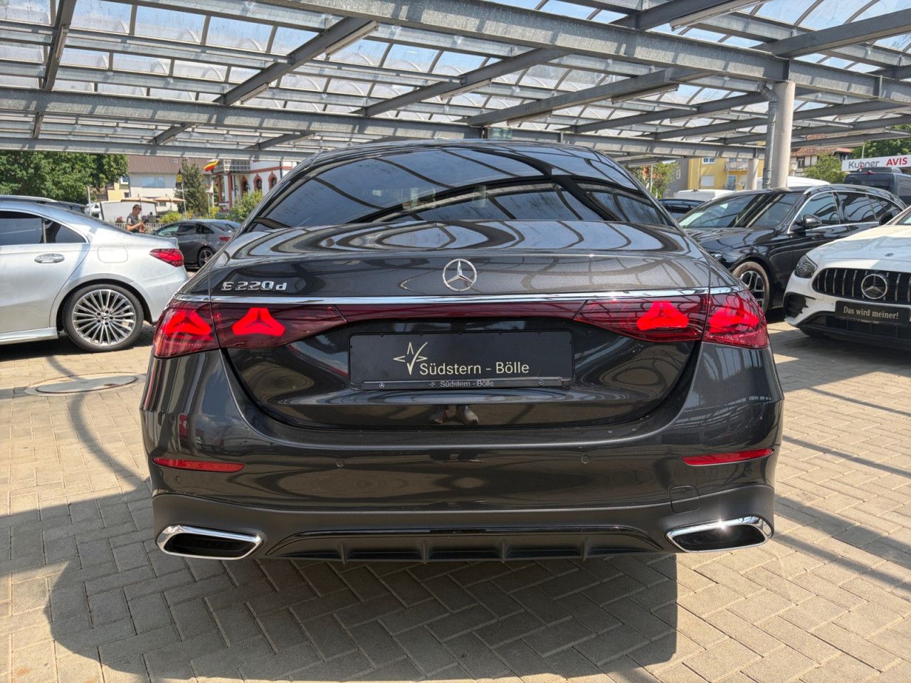Mercedes-Benz E-Klasse – Bild 26