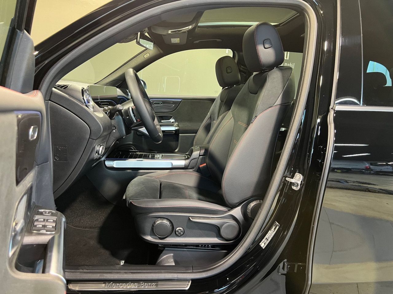 Mercedes-Benz GLB – Bild 8