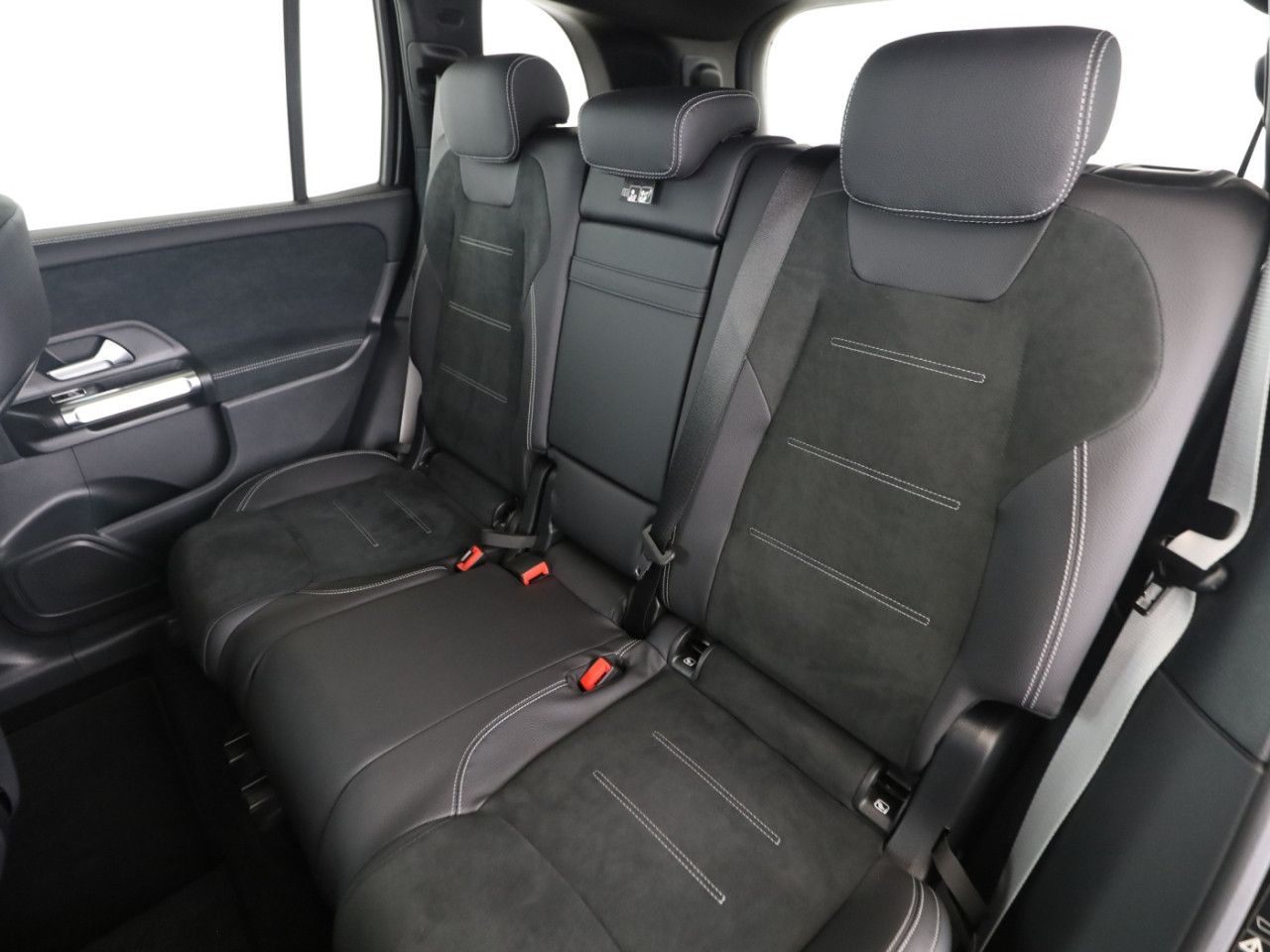 Mercedes-Benz GLB – Bild 12