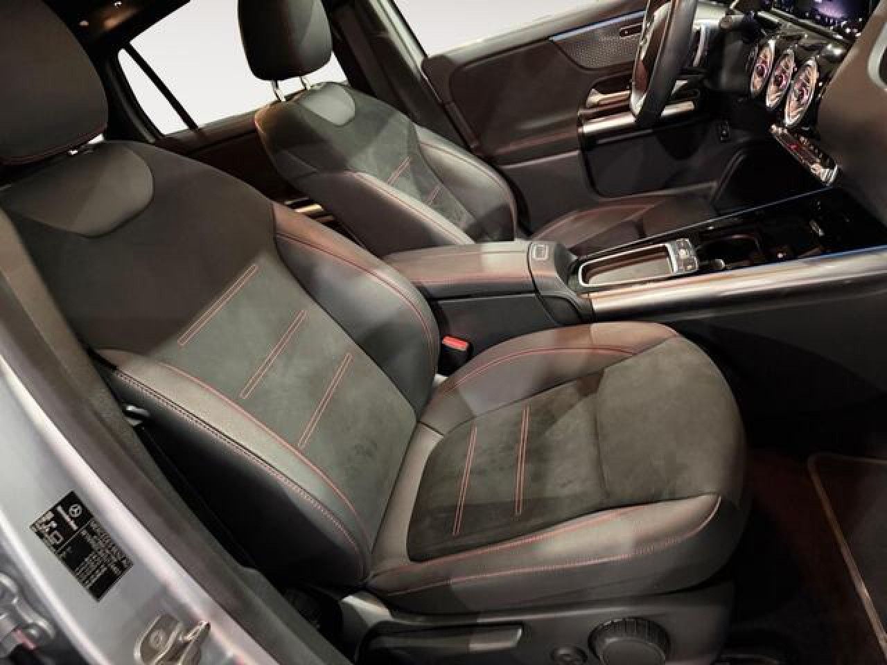 Imagem do veículo 14 / 15