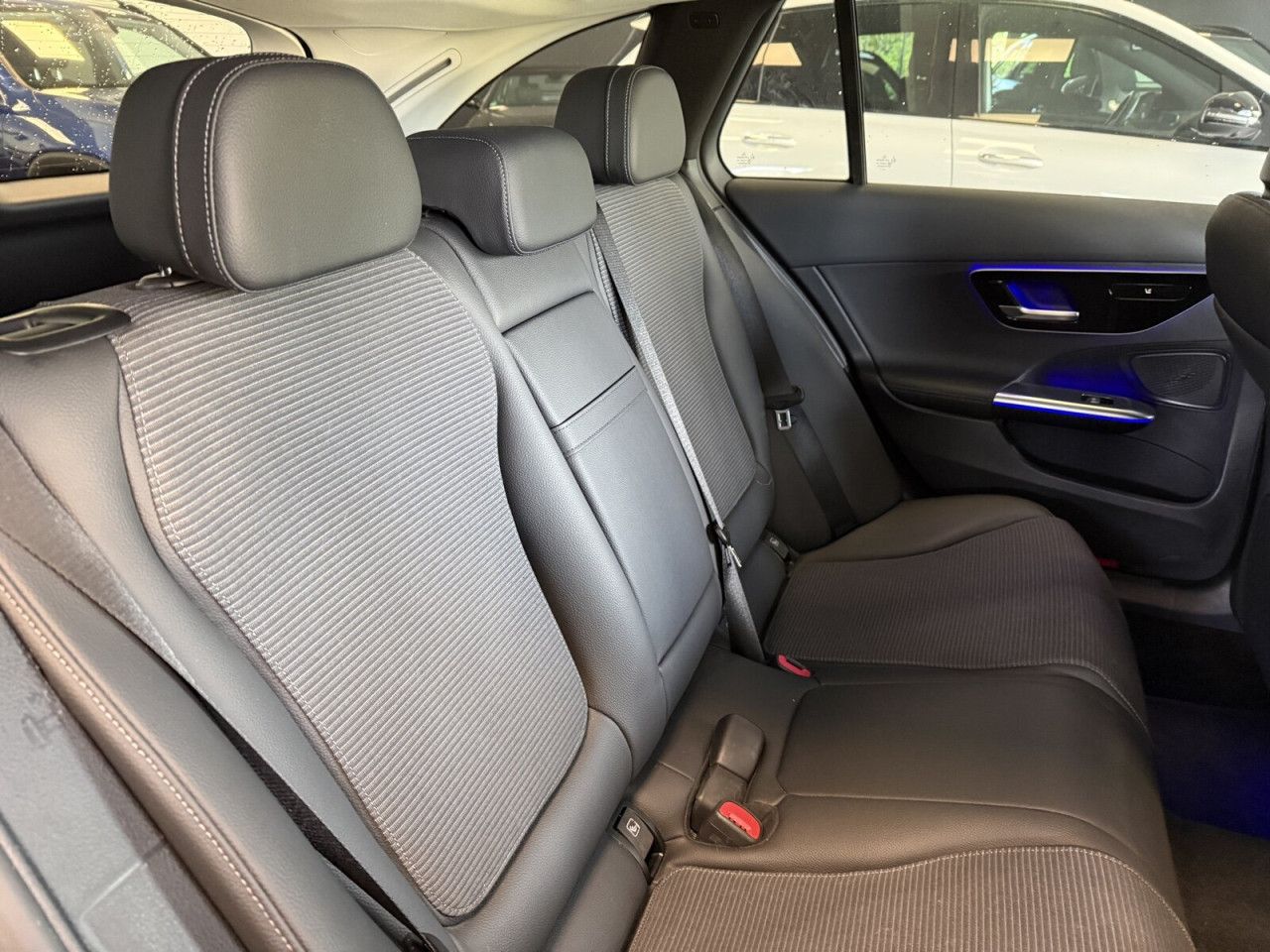 Mercedes-Benz C-Klasse – Bild 17