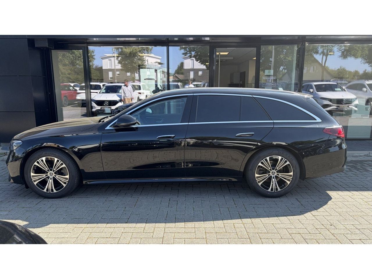 Mercedes-Benz E-Klasse – Bild 13