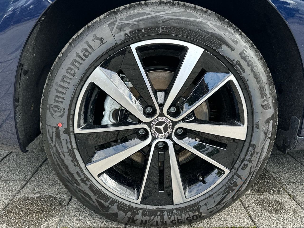 Mercedes-Benz EQT – Bild 7