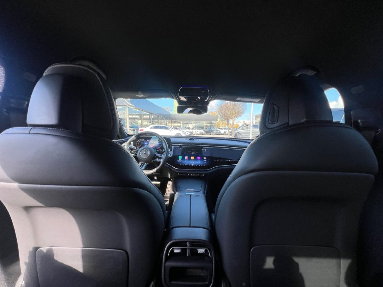 Mercedes-Benz E-Klasse – Bild 25